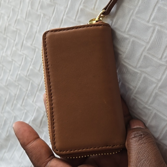 ARITZIA Clientele Leather Wallet Card Holder Coin Wallet Cognac Tan - Picture 2 of 7